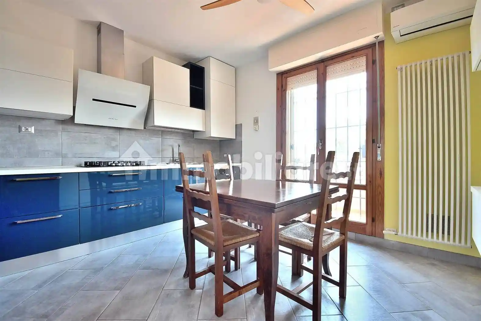 Appartamento in vendita a Monteroni d'Arbia