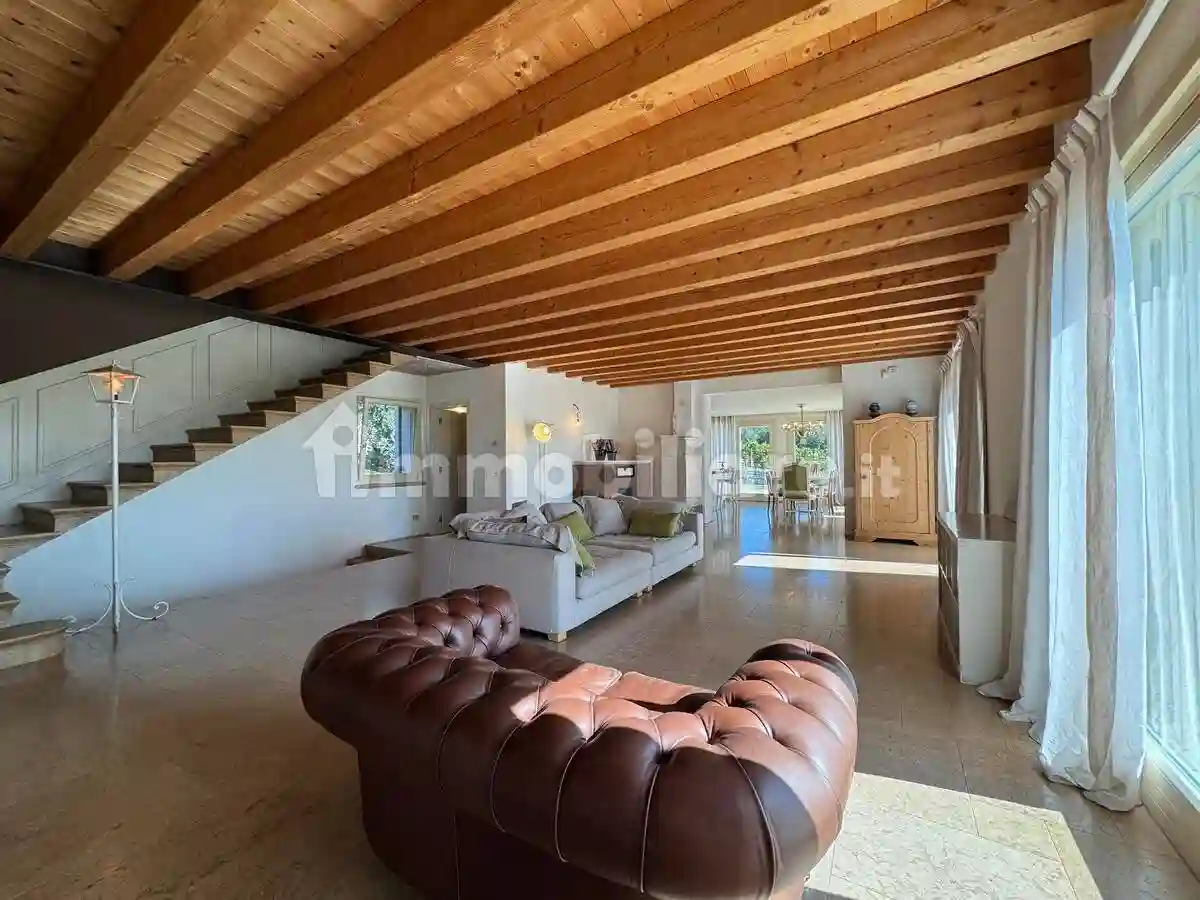 Villa - foto 5