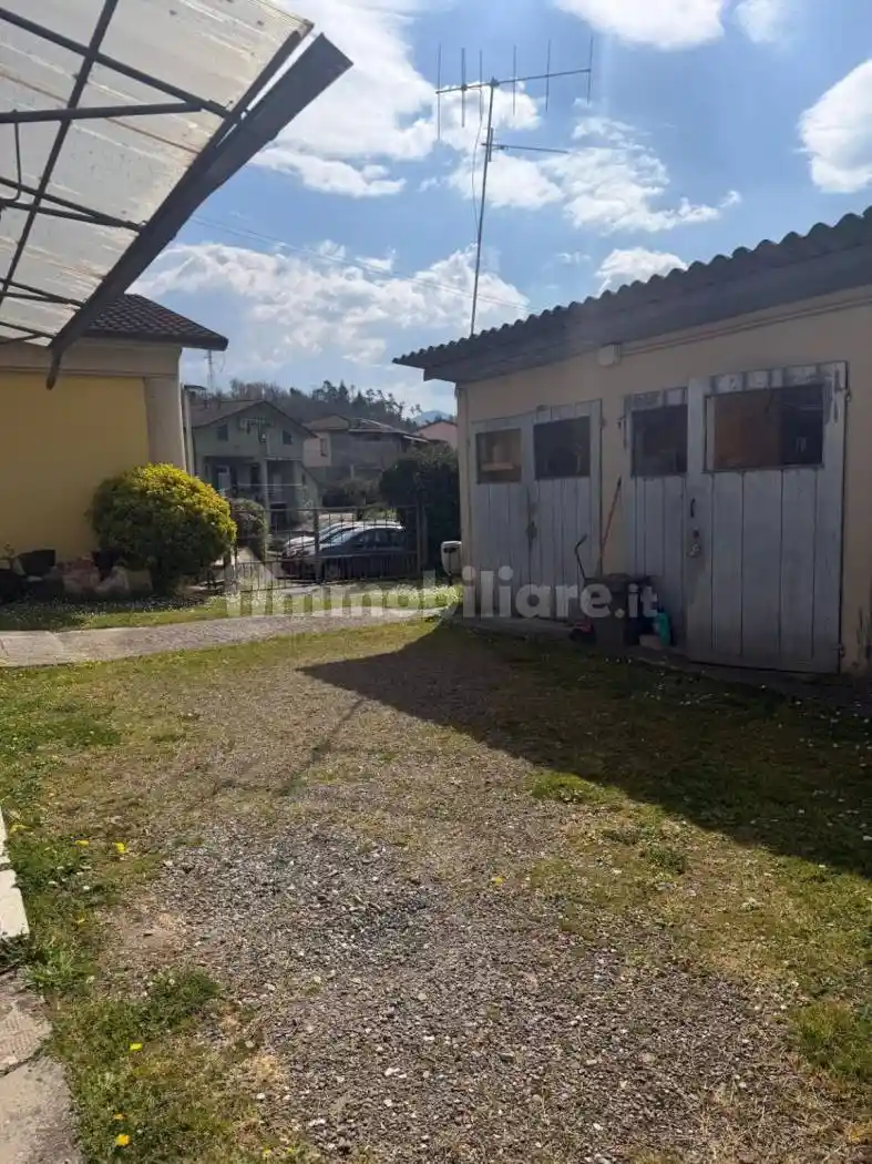 Casa indipendente in vendita a Aulla