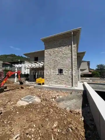 Villa in vendita a Gussago