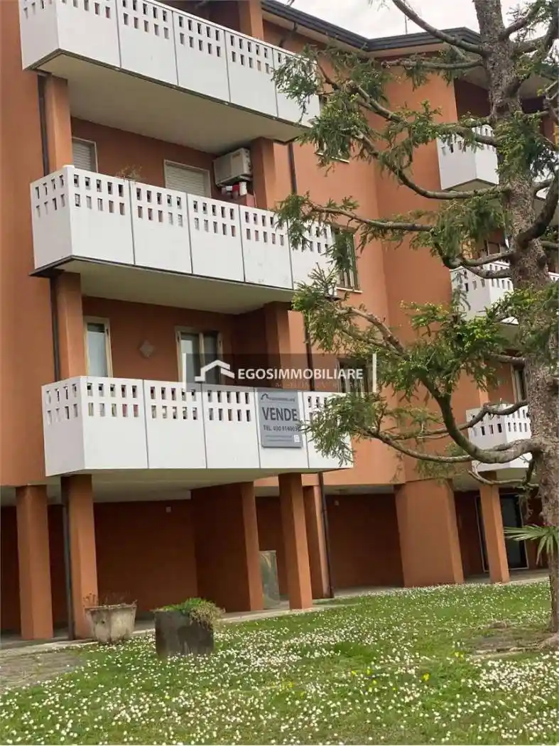 Appartamento in vendita a Desenzano del Garda