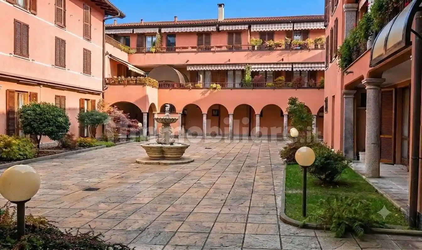 Appartamento in vendita a Gavirate