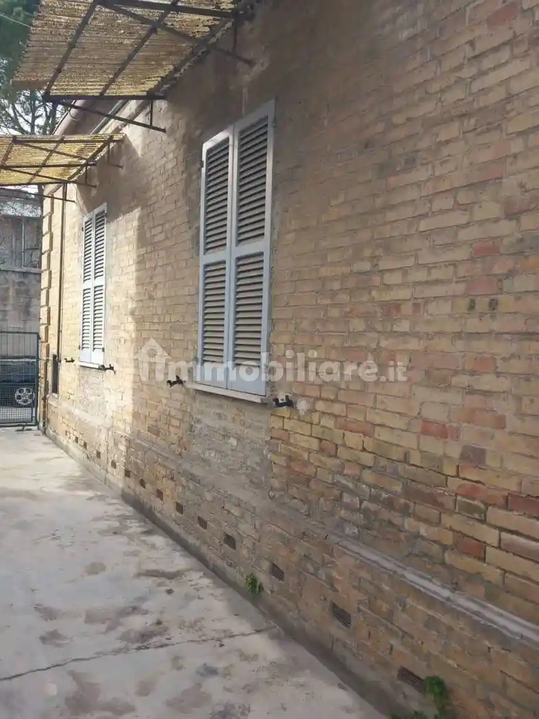 Villa in vendita a Scafa