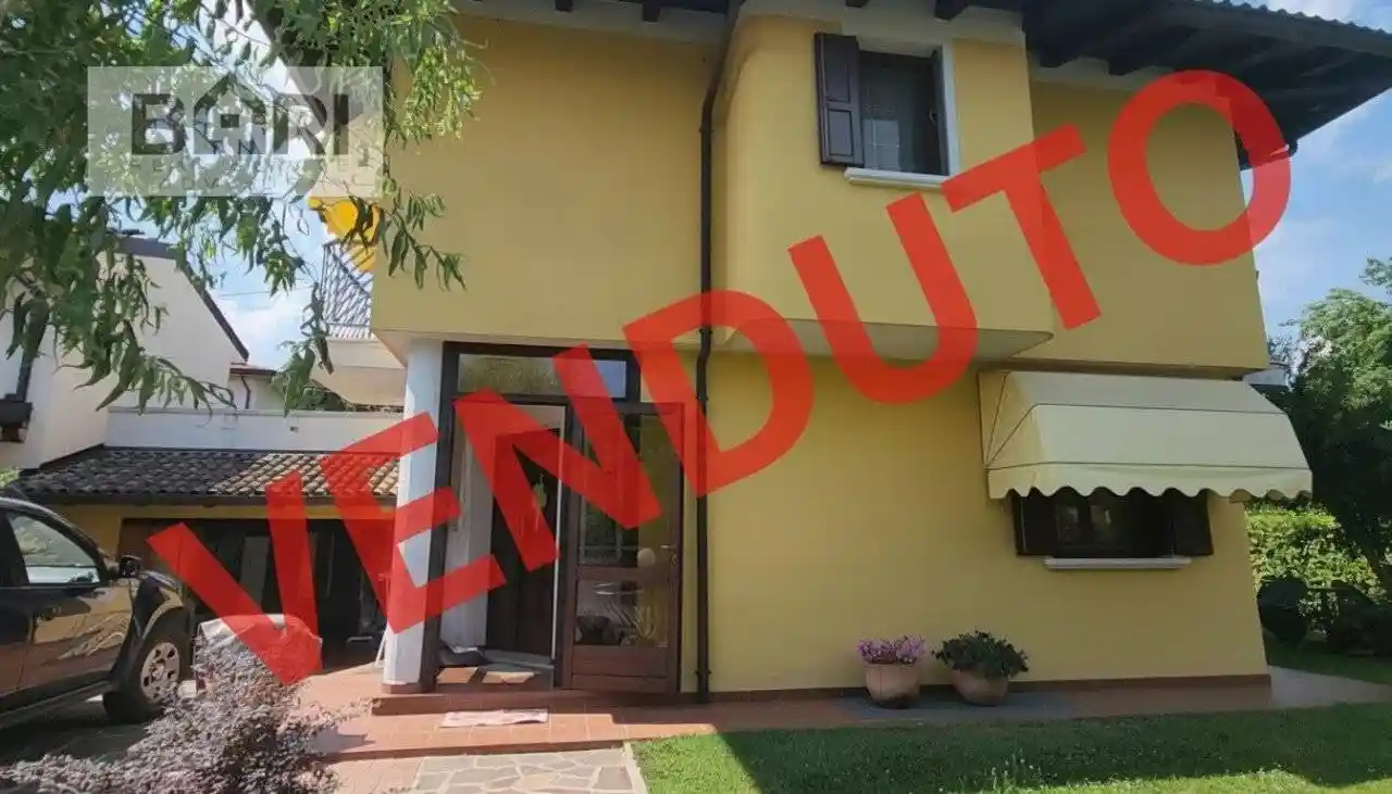 Villa in vendita a Pordenone