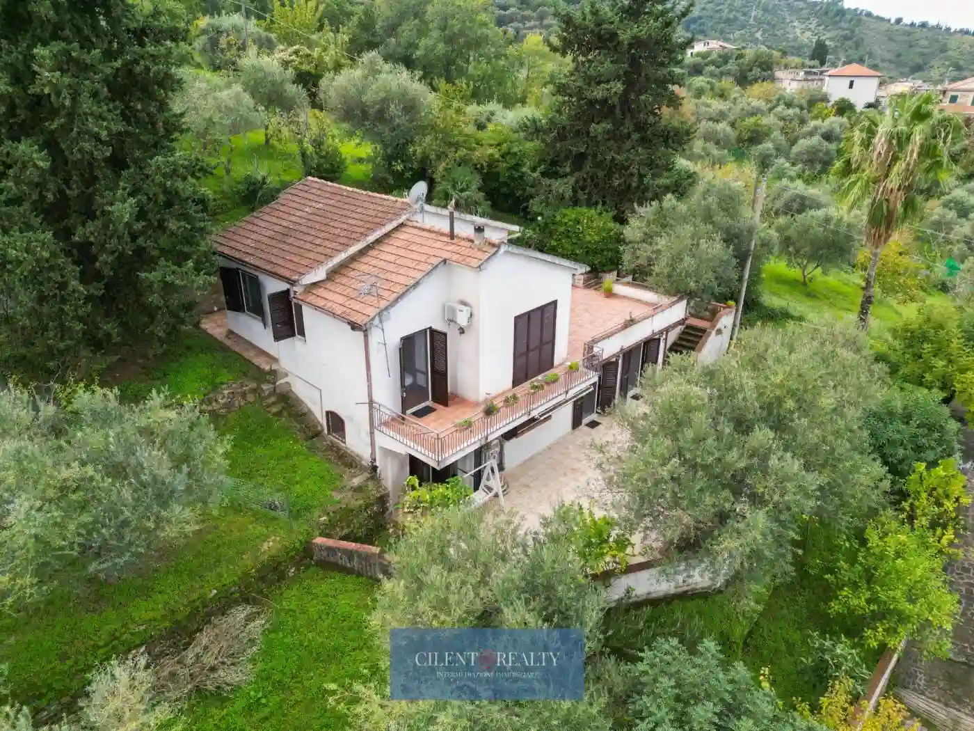 Villa - foto 2