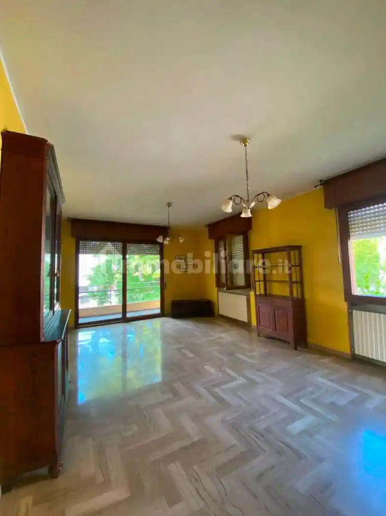 Villa in vendita a Modena