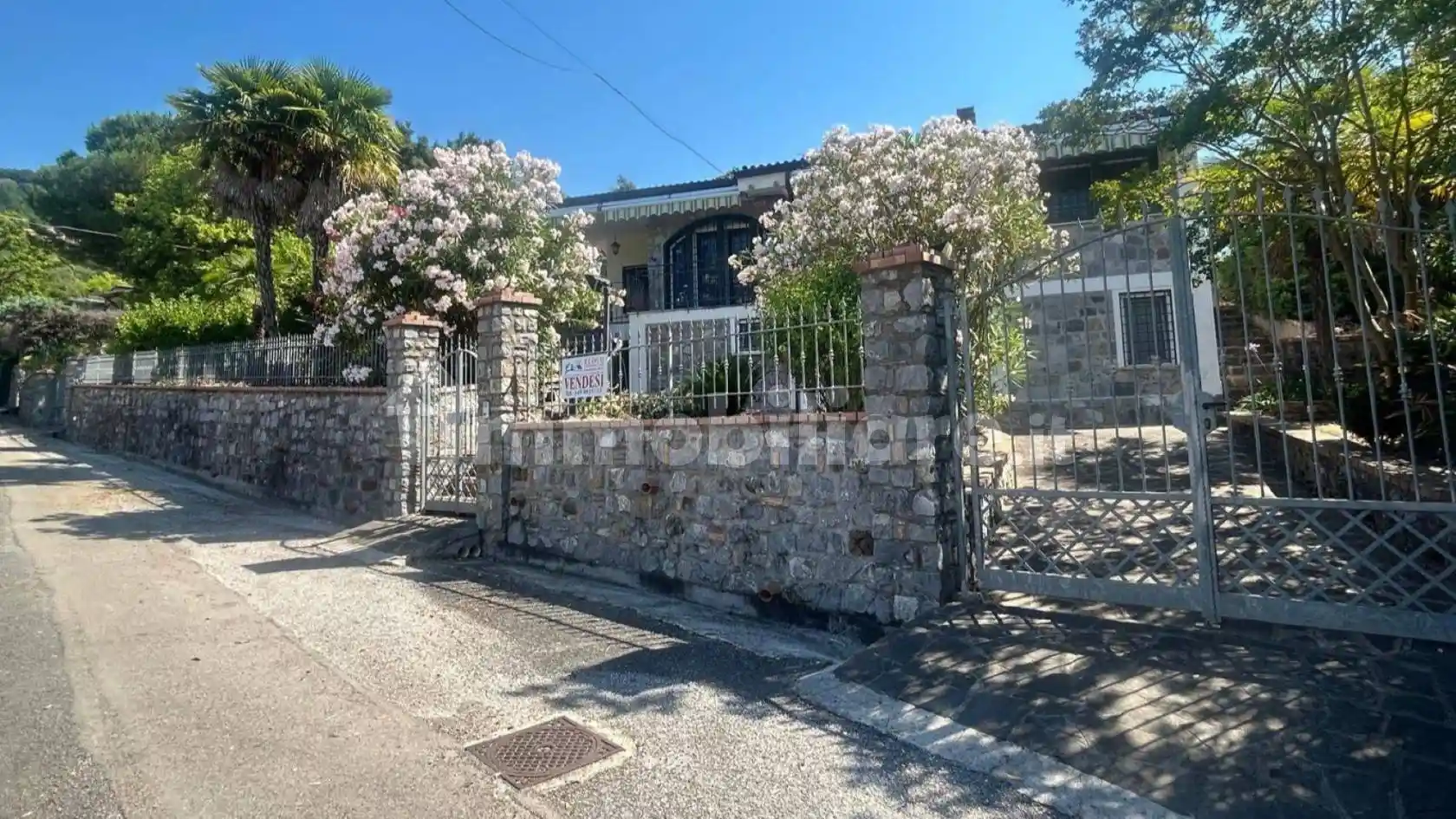Villa in vendita a Ispani