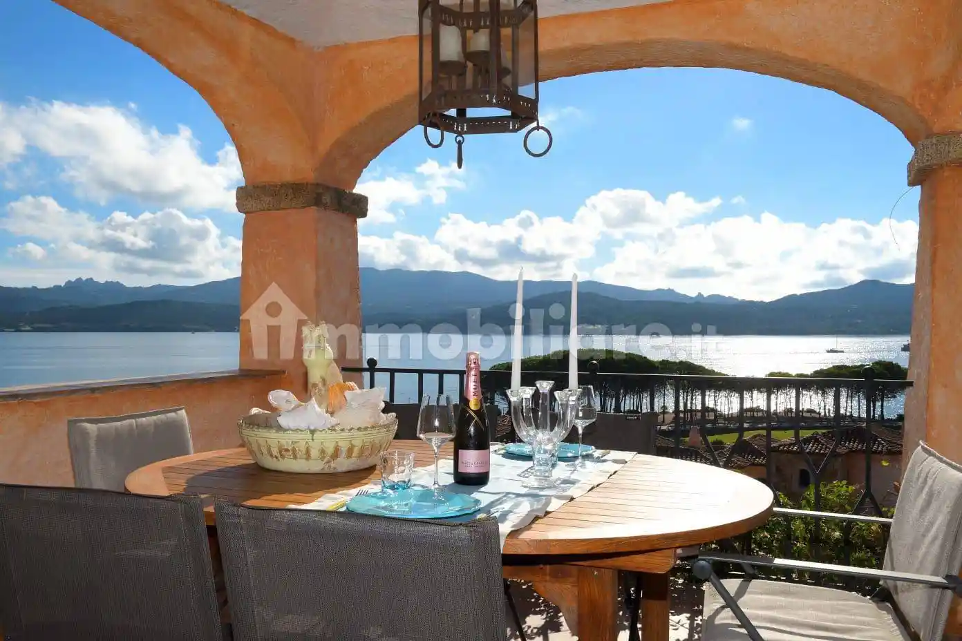 Villa in vendita a Arzachena