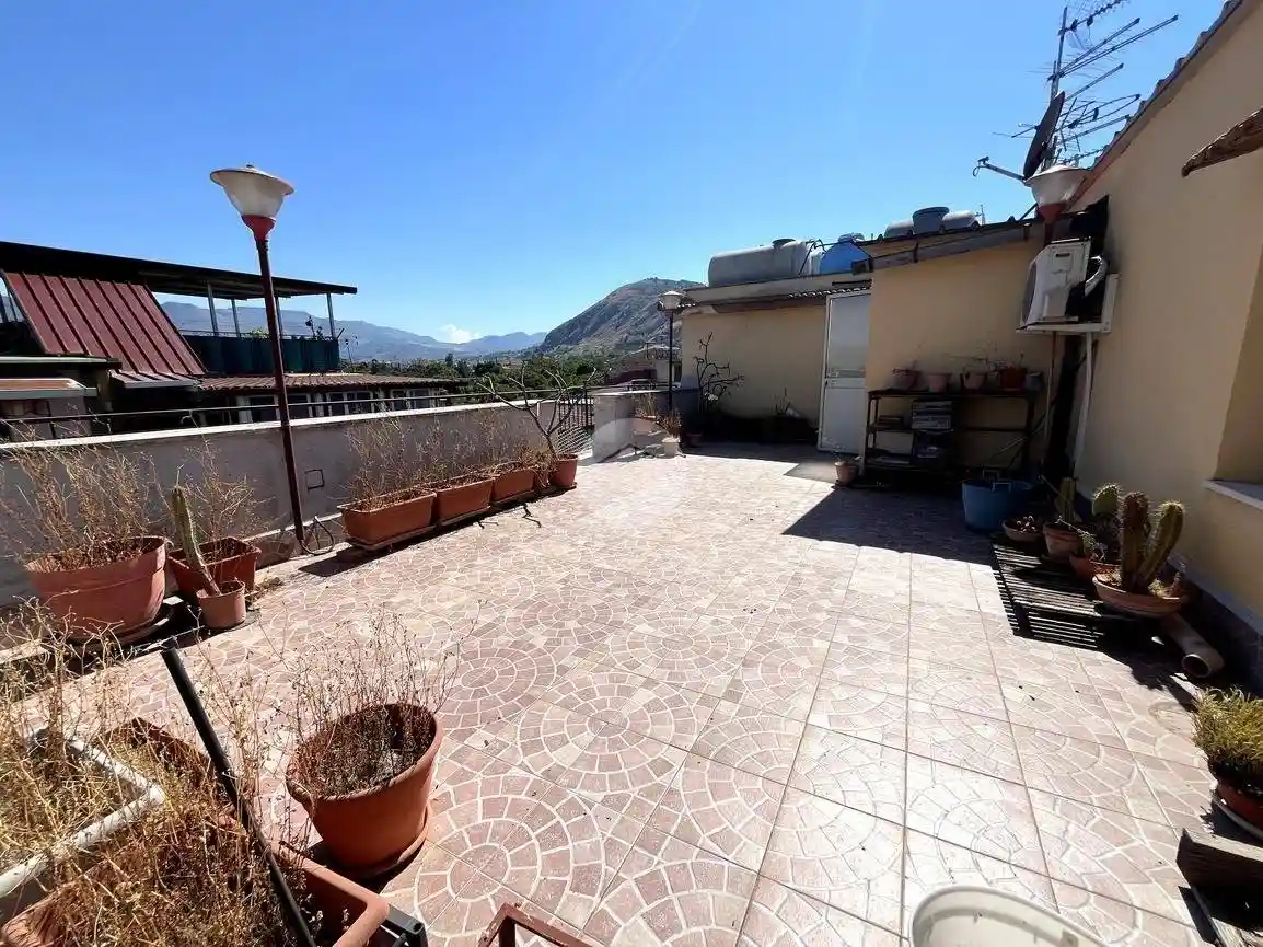 Appartamento in vendita a Palermo