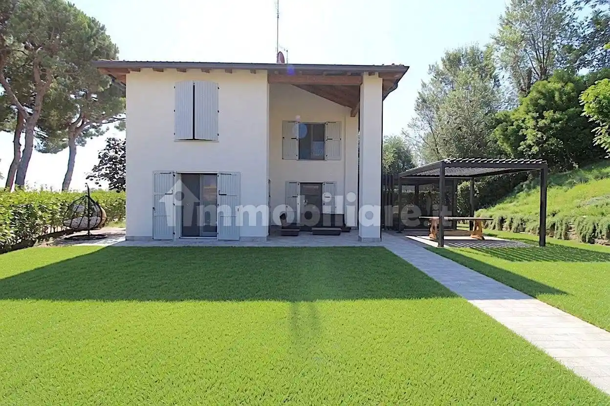 Villa in vendita a Ozzano dell'Emilia