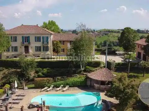 Villa in vendita a Asti