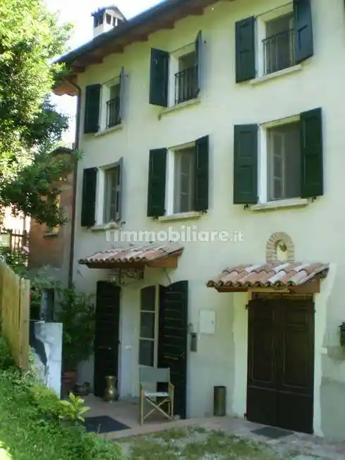 Villa in vendita a Prignano sulla Secchia