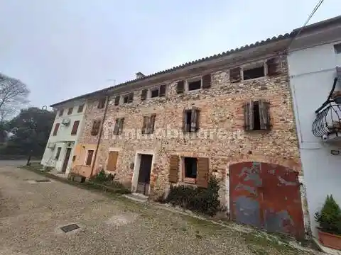 Rustico - Casale in vendita a Crocetta del Montello