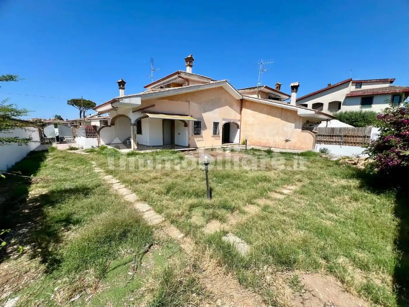 Villa in vendita a Ardea