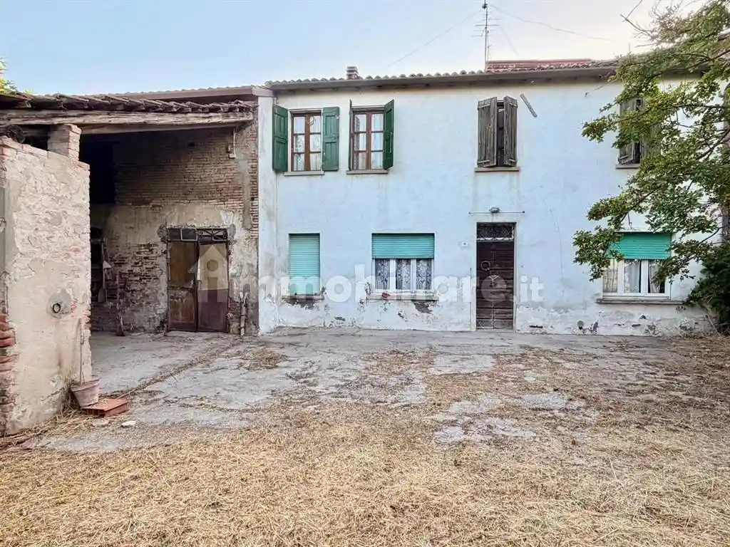 Rustico - Casale in vendita a Quistello