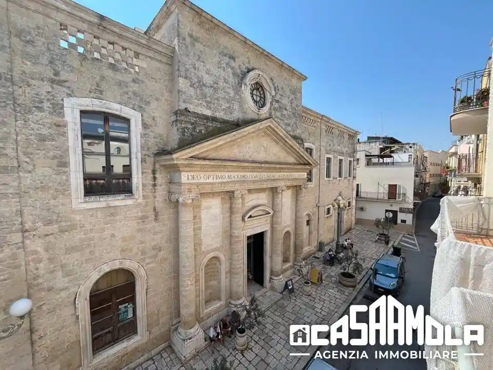 Appartamento in vendita a Mola di Bari