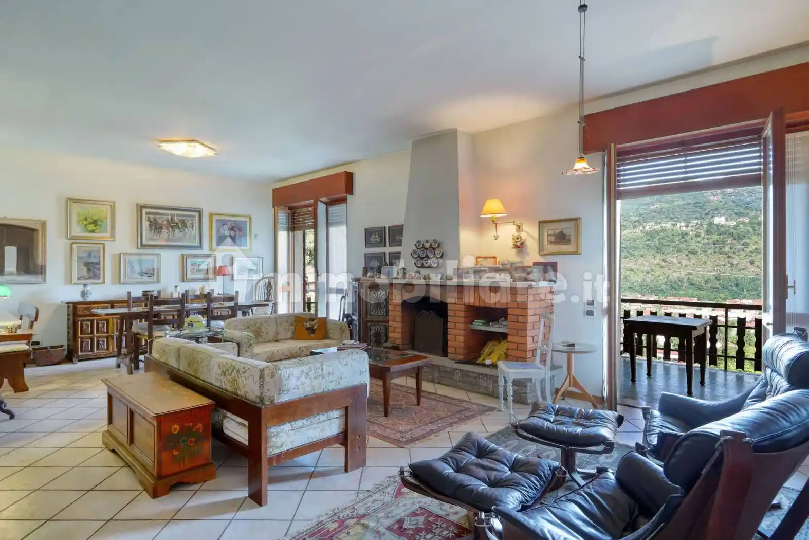 Villa in vendita a Porto Ceresio
