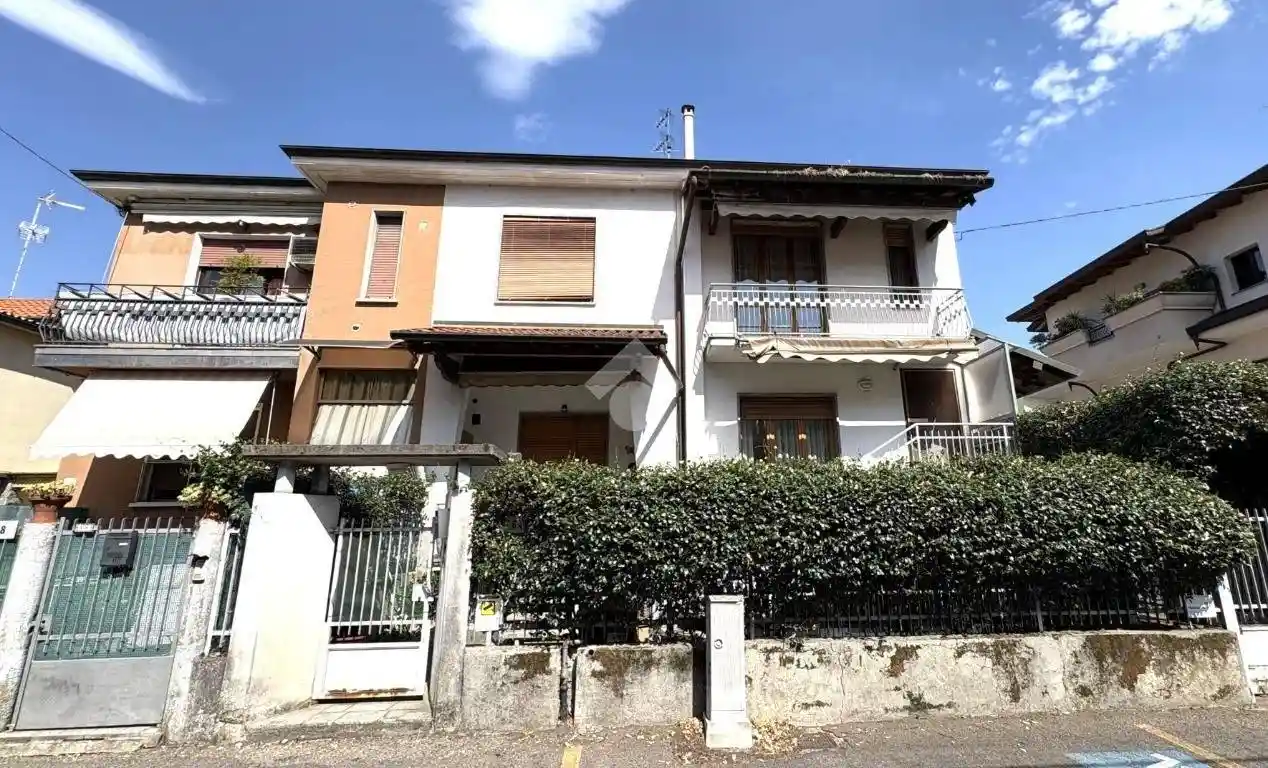 Villa in vendita a Senago