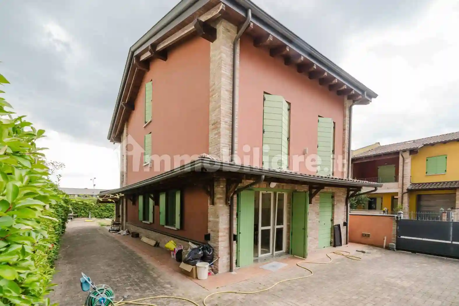 Villa - foto 2