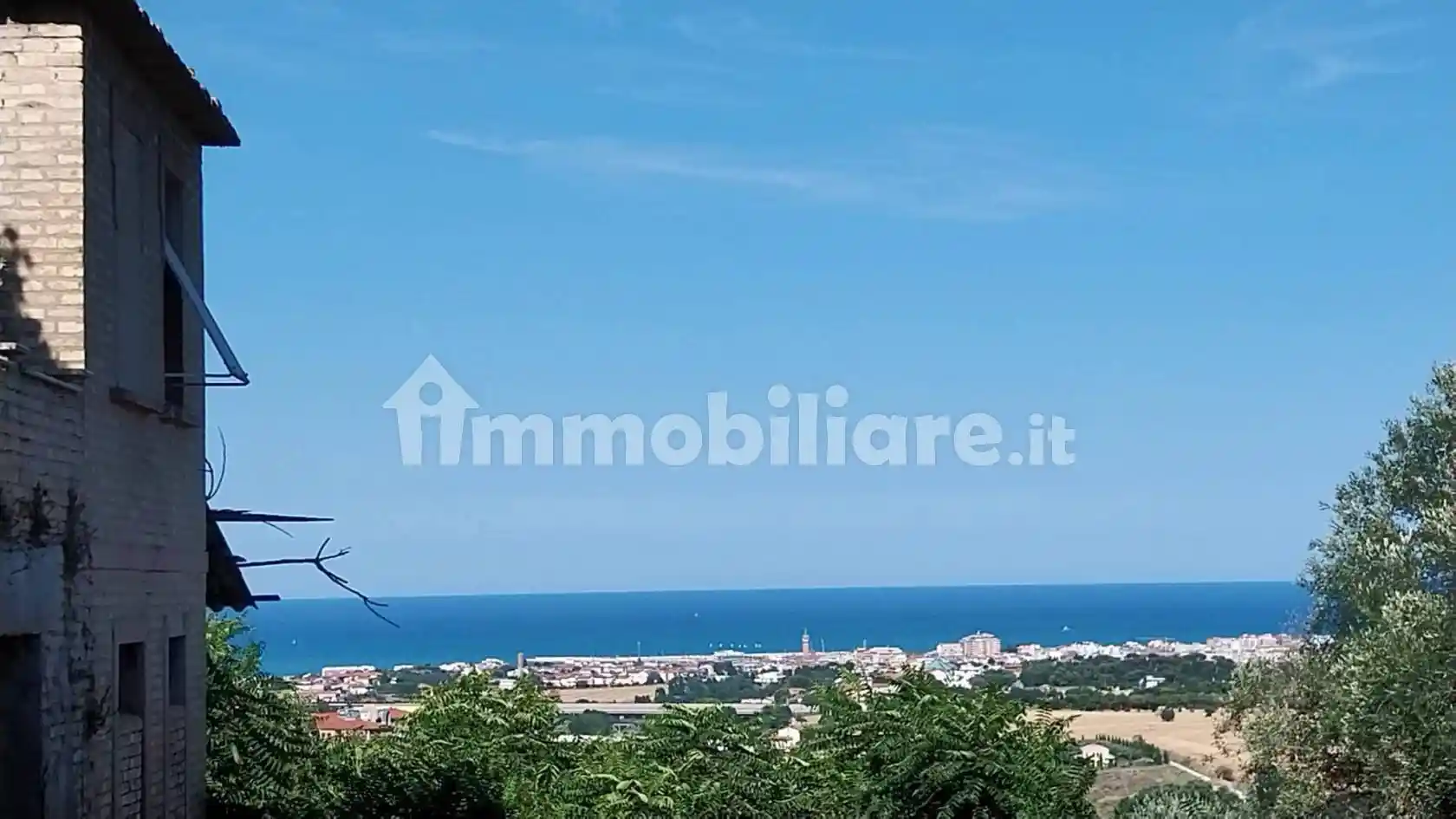 Rustico - Casale in vendita a Civitanova Marche