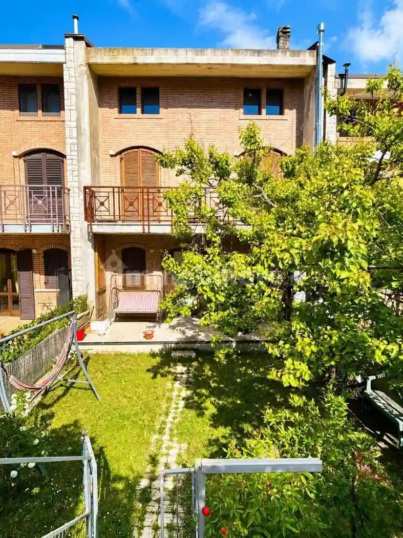 Villetta a schiera - foto 4