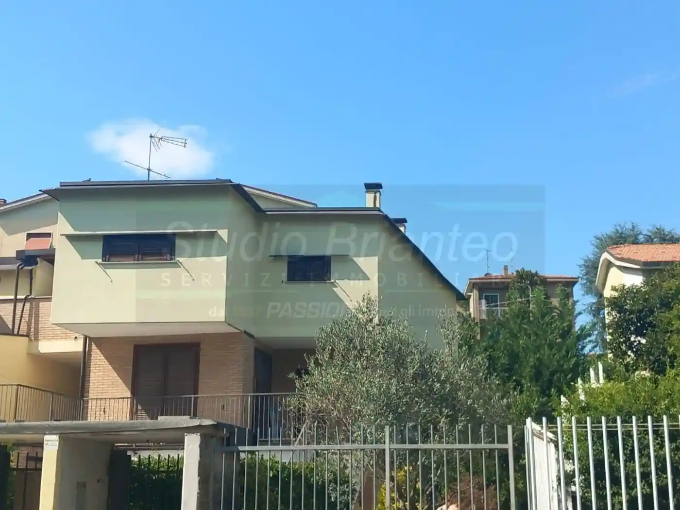 Villa in vendita a Besana in Brianza