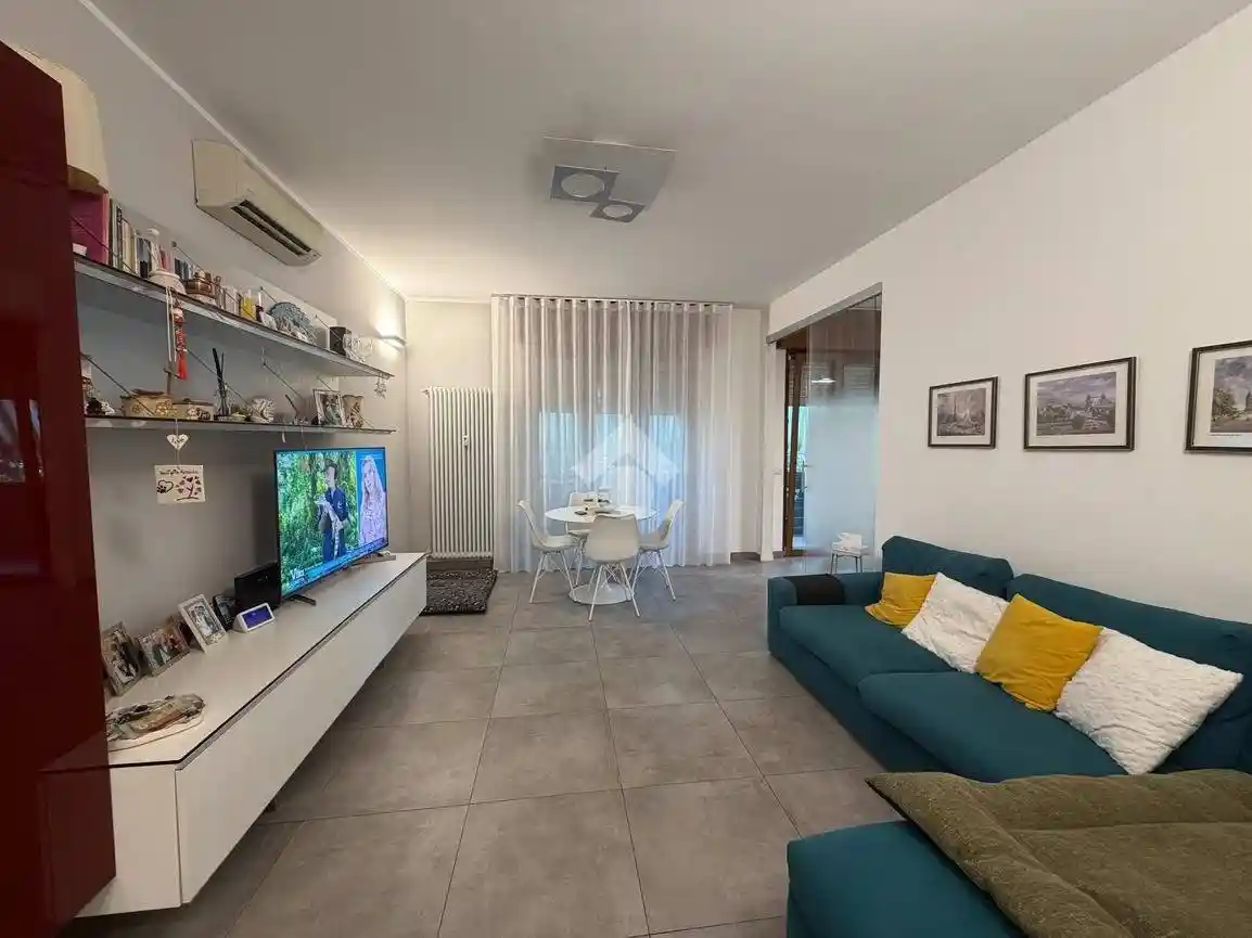 Appartamento in vendita a Osio Sotto