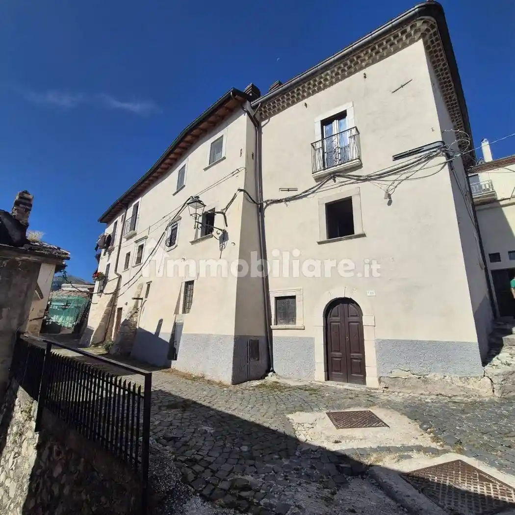 Appartamento in vendita a Rocca di Cambio