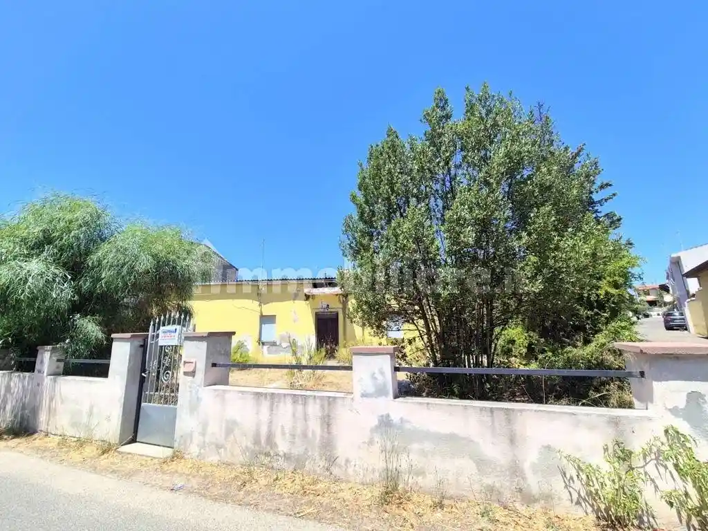 Villa in vendita a Carbonia