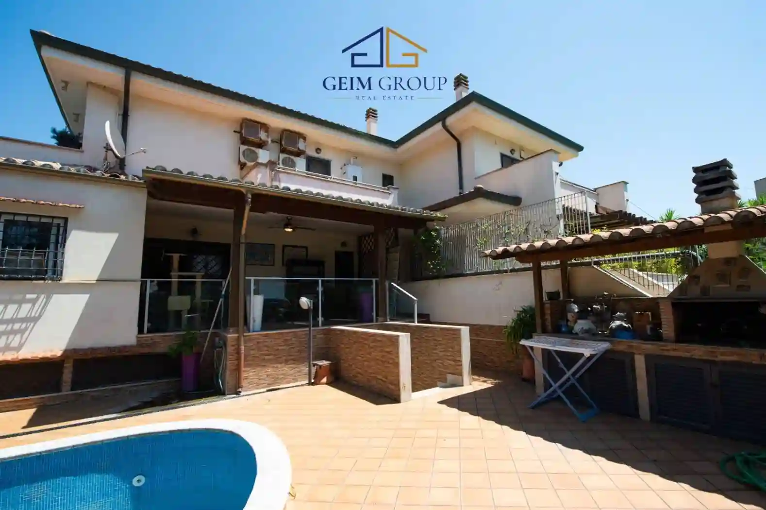 Villa - foto 2