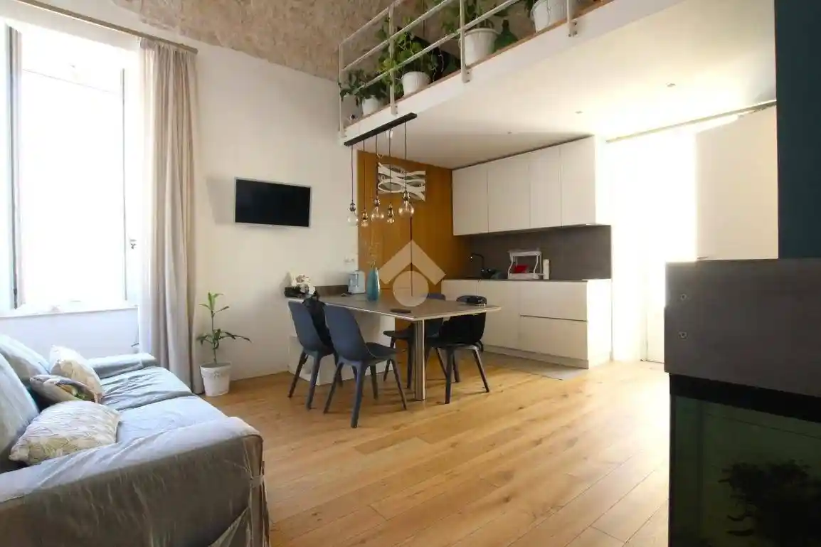 Palazzo - Edificio in vendita a Molfetta