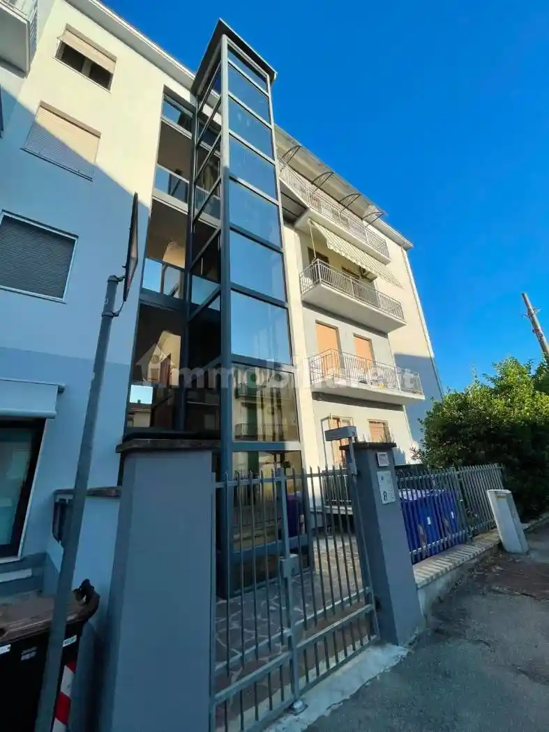 Appartamento in vendita a Parma