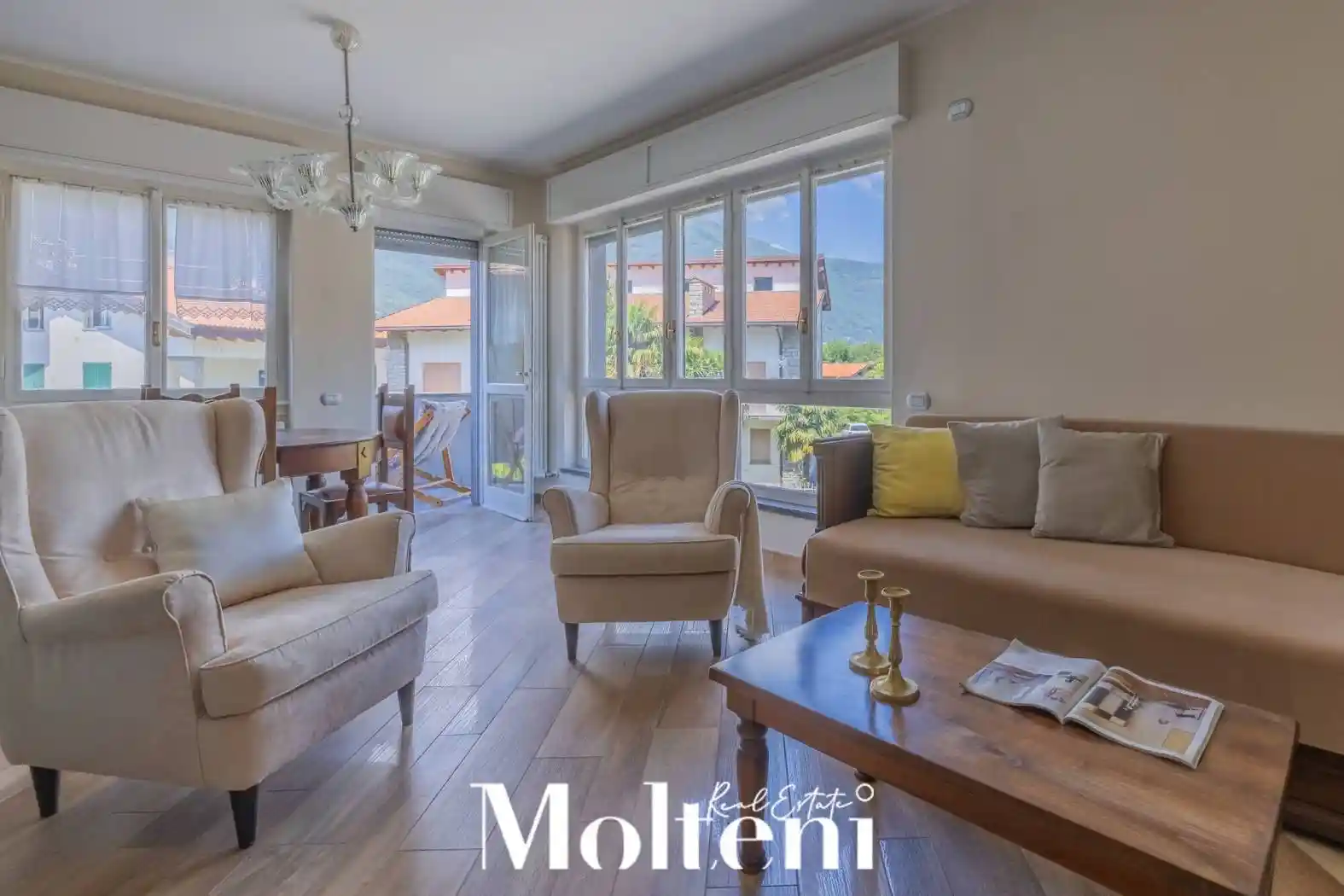 Villa in vendita a Dervio