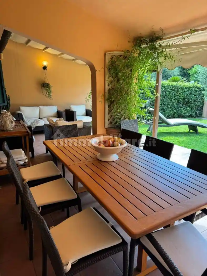 Villa in vendita a Montalto di Castro