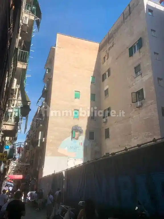Appartamento in vendita a Napoli