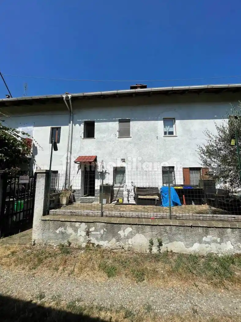 Casa indipendente in vendita a Vialfrè