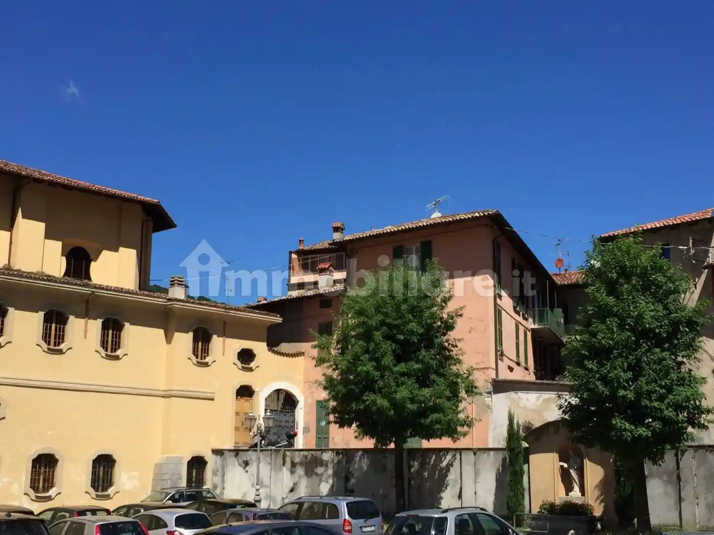 Appartamento in vendita a Canzo