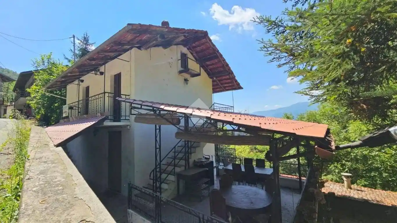 Casa indipendente in vendita a Villar Perosa
