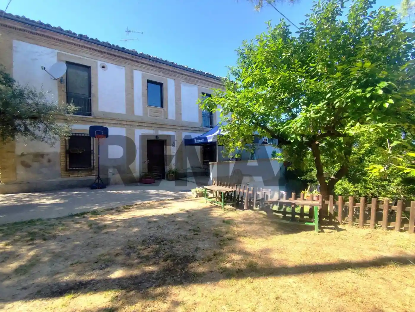 Casa indipendente in vendita a Collecorvino