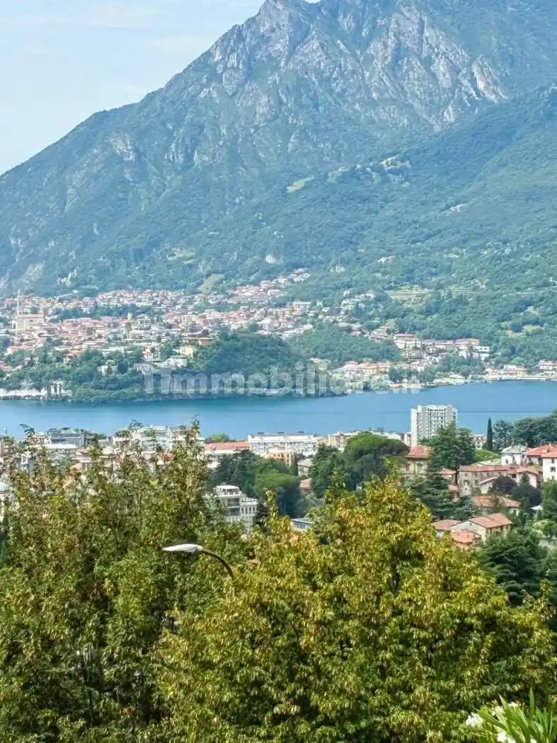 Appartamento in vendita a Lecco