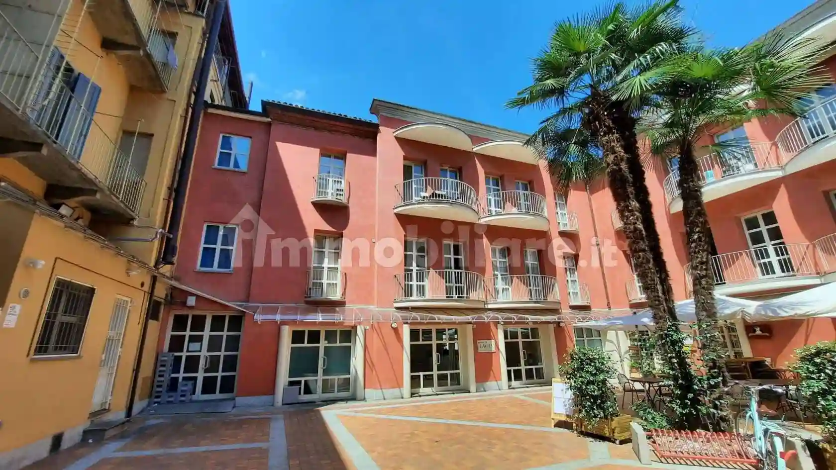 Palazzo - Edificio - foto 2