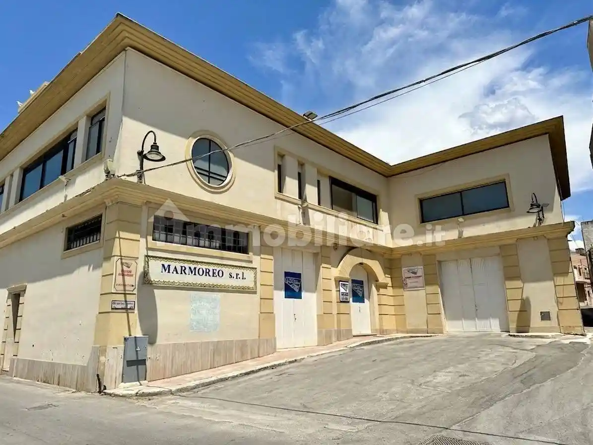 Palazzo - Edificio in vendita a Mazara del Vallo