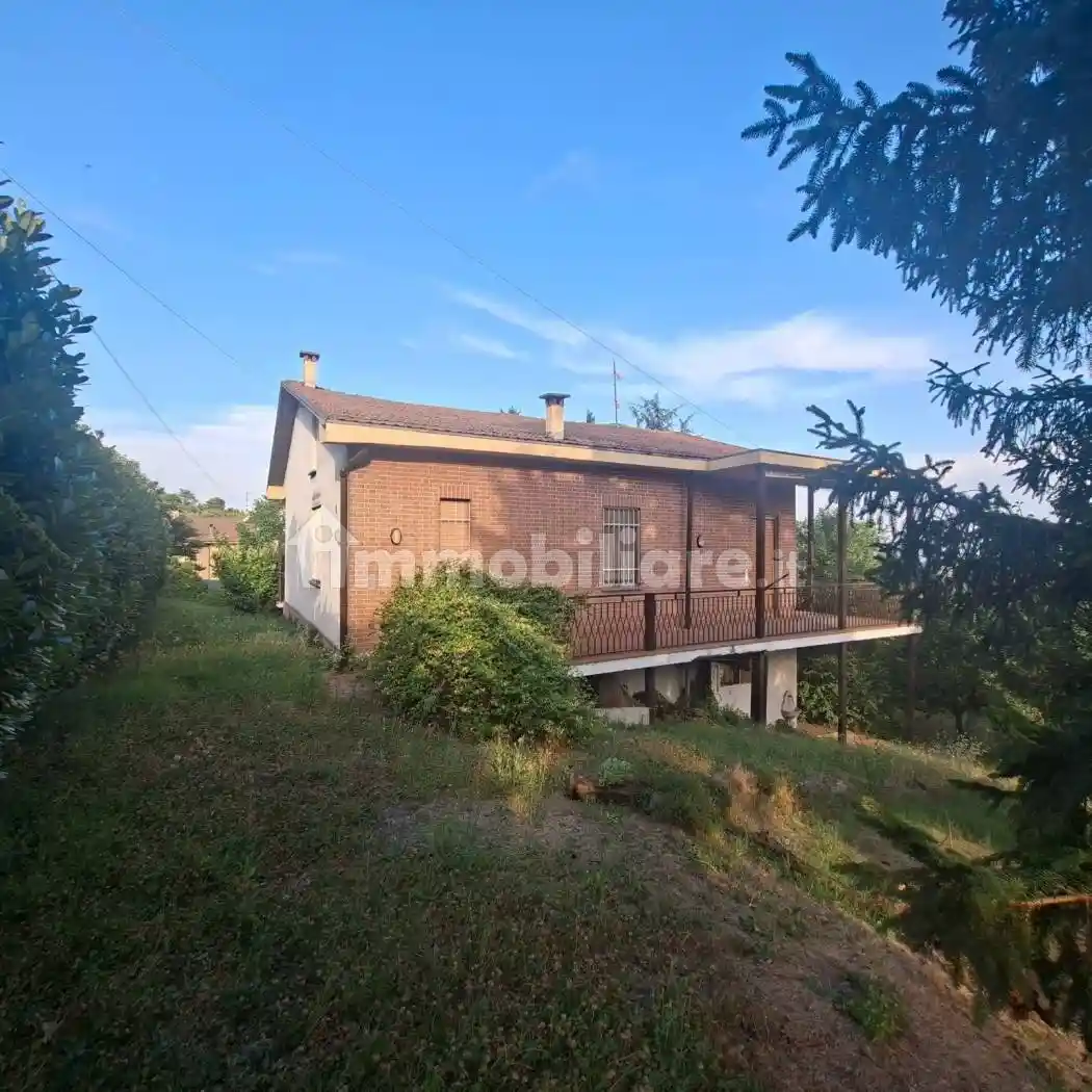 Villa in vendita a Lu e Cuccaro Monferrato