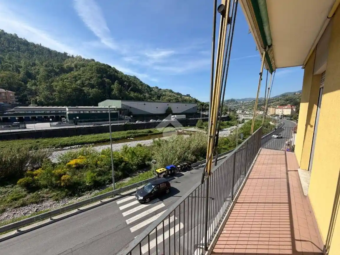 Appartamento in vendita a Serra Riccò
