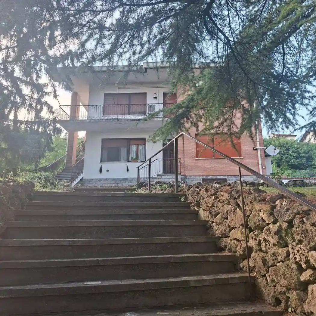 Villa in vendita a Lu e Cuccaro Monferrato