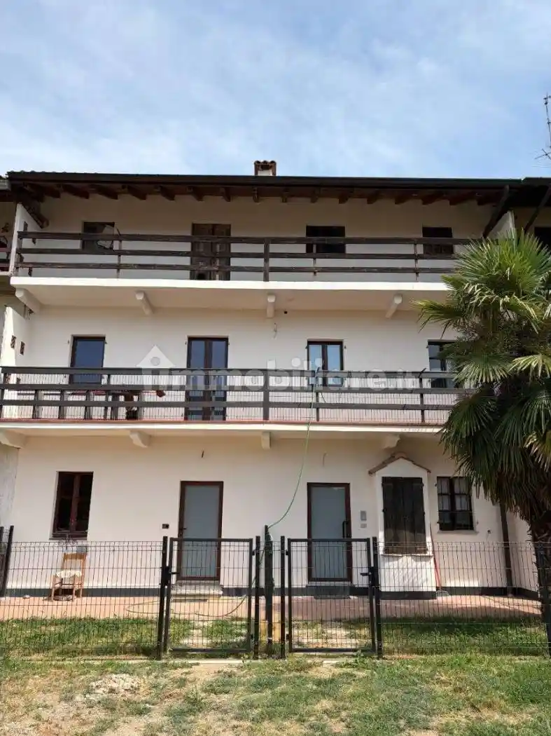 Appartamento in affitto a Suno