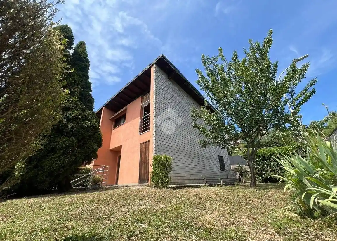 Villetta a schiera in vendita a Albino