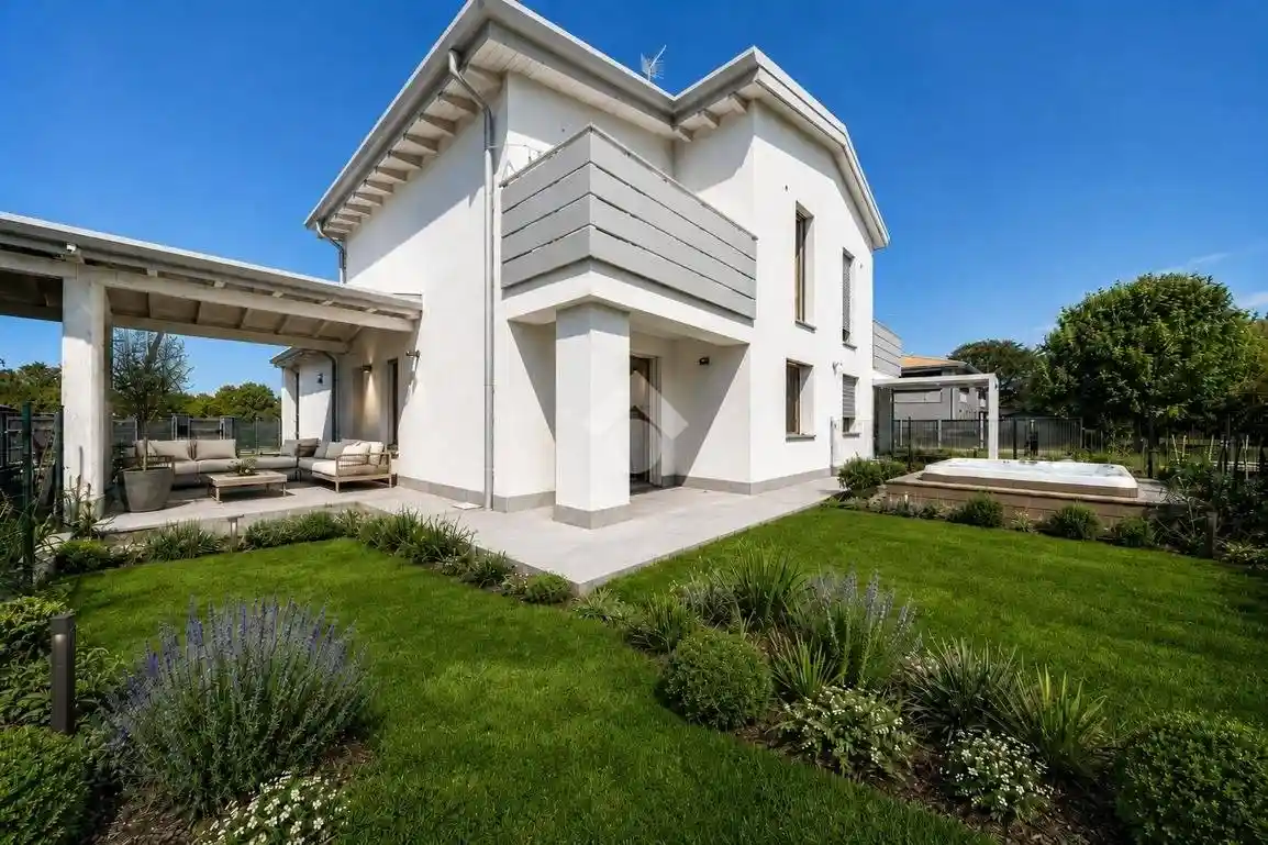 Villa in vendita a Rio Saliceto