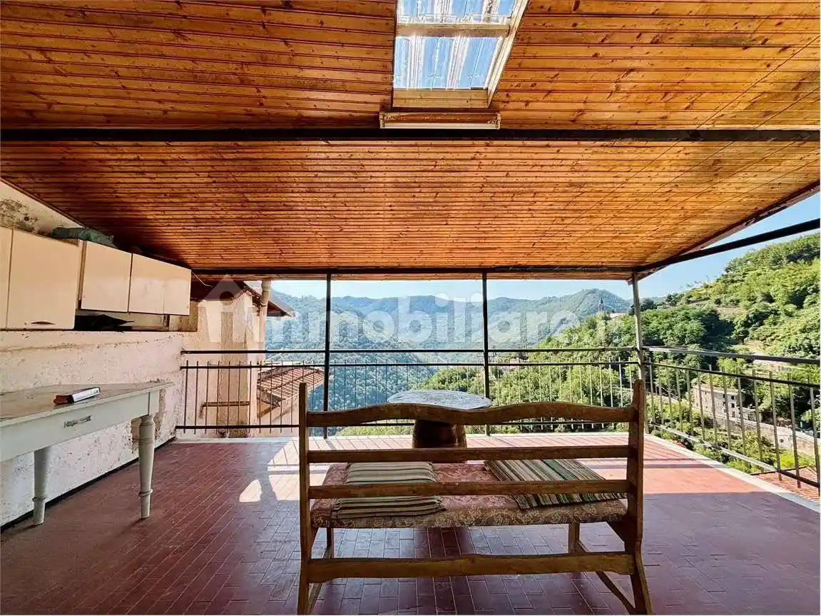 Casa indipendente in vendita a Pieve di Teco