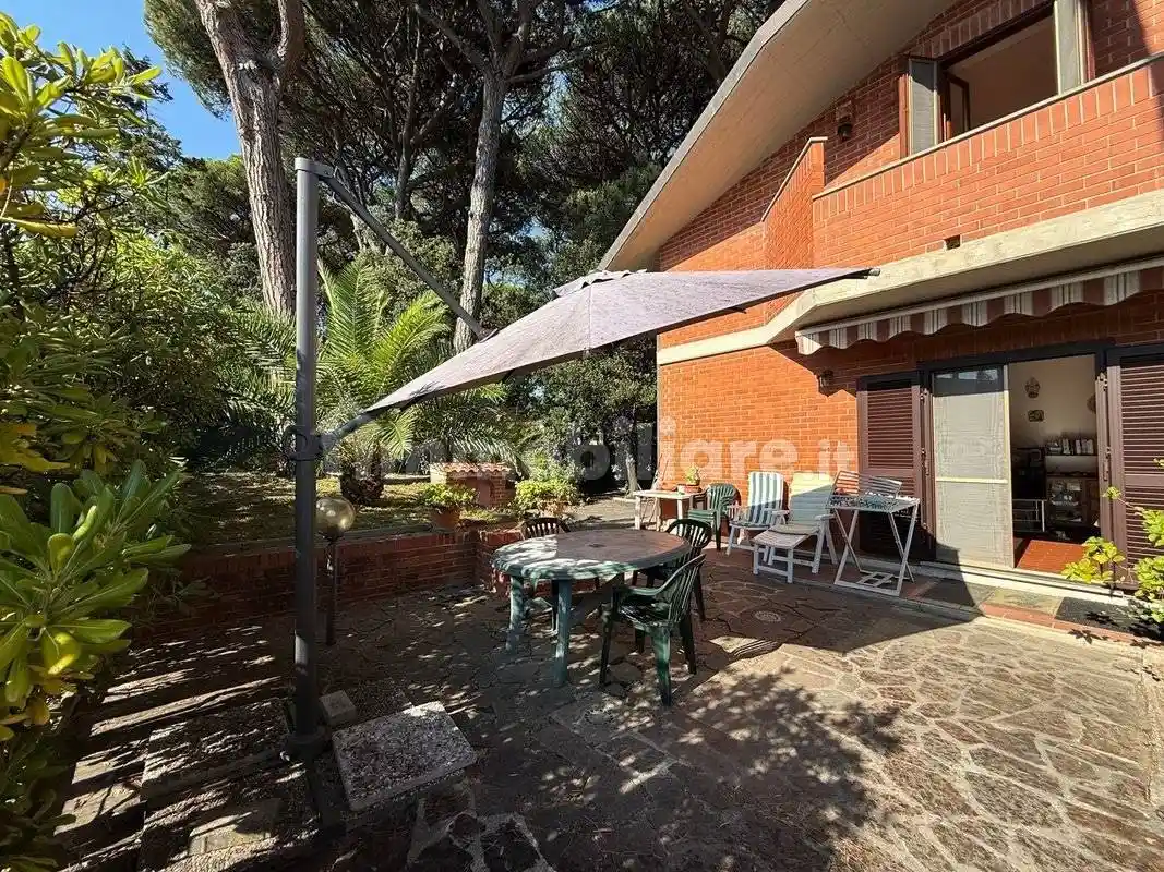Casa indipendente in vendita a Pisa